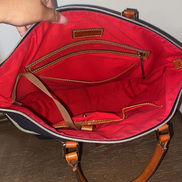 Dooney & Bourke Tote Bag - Picture 4 of 4